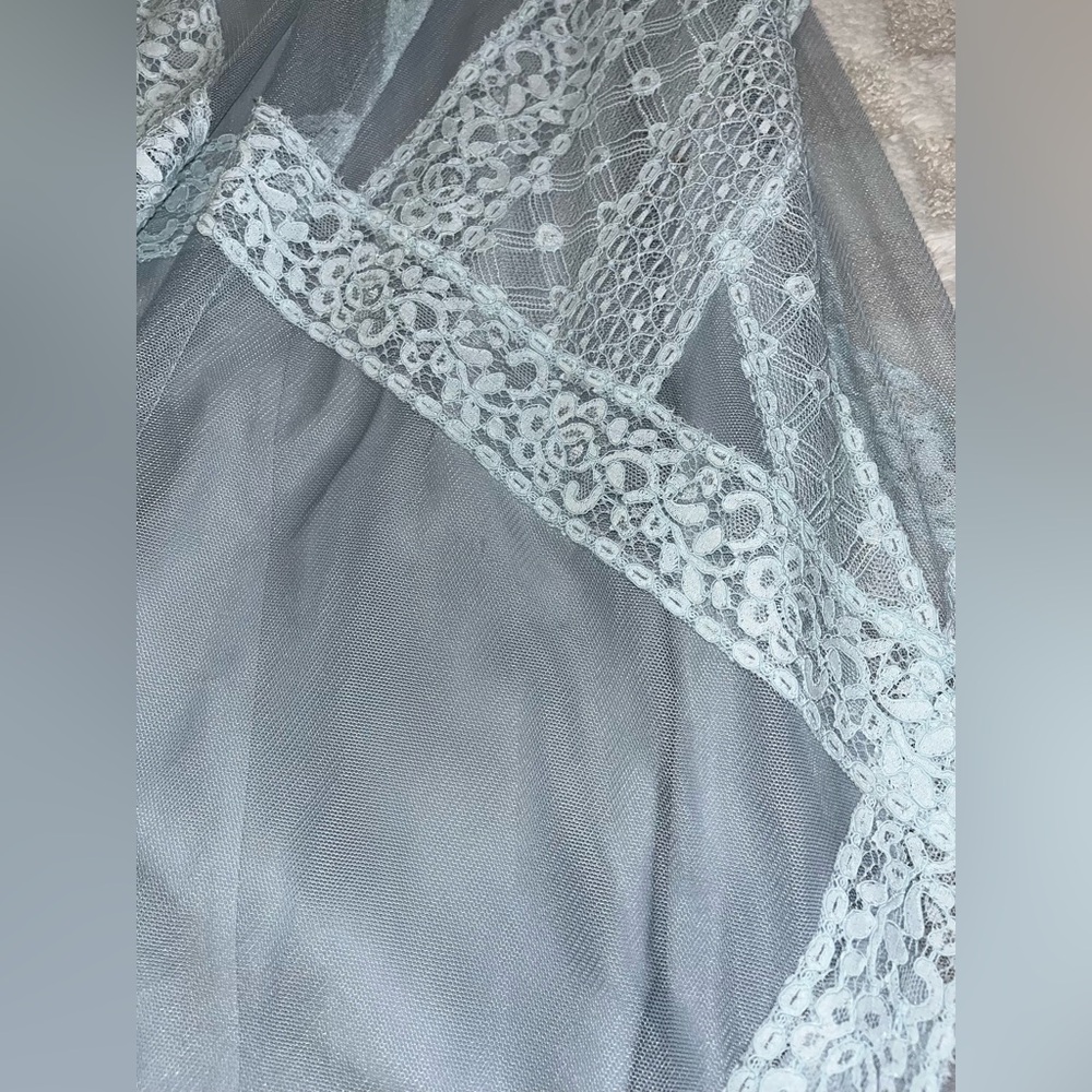 BCBGMAXAZRIA Raissa Halter Neck Maxi Evening Gown in Haze Combo • Size 10 - Picture 16 of 16